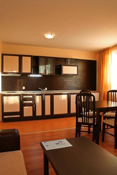South Beach Hotel - New Management And Free Beach Access Tsarévo Extérieur photo