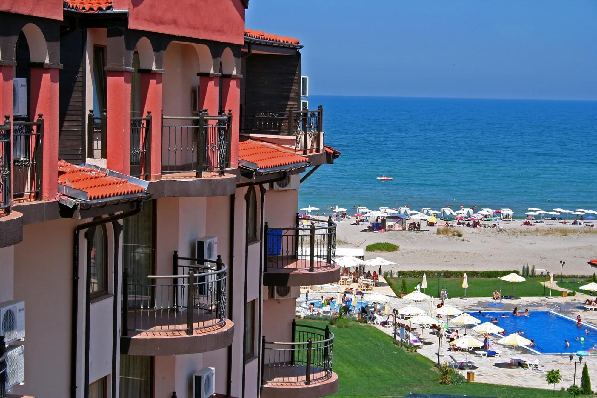 South Beach Hotel - New Management And Free Beach Access Tsarévo Extérieur photo
